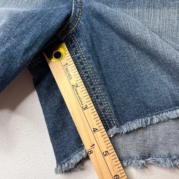 Seven7 Women's Denim Shorts Distressed Frayed Hem Size 12 Blue - Picture 8 of 10